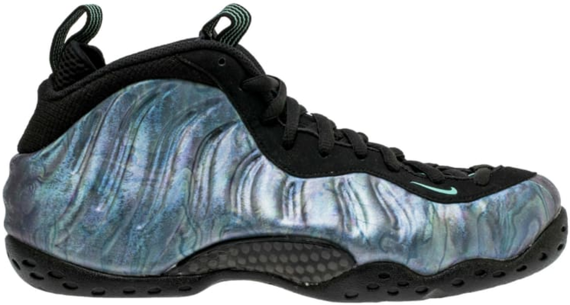 all black foams 2018